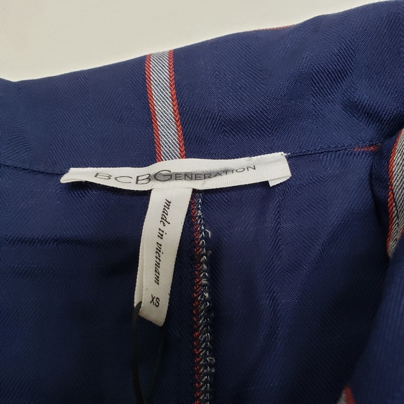 Bcbgeneration tie front roll sleeve plaid shirt - Picture 5 of 5